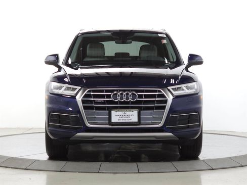 Used 2019 Audi Q5 2.0T Premium Plus w/ Premium Plus Package AWD/4WD image 2