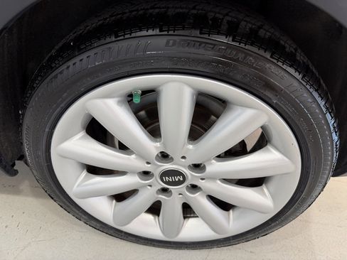 Used 2021 MINI Cooper 2-Door Hardtop image 29