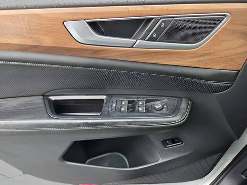 Certified 2024 Volkswagen Atlas SE FWD image 24