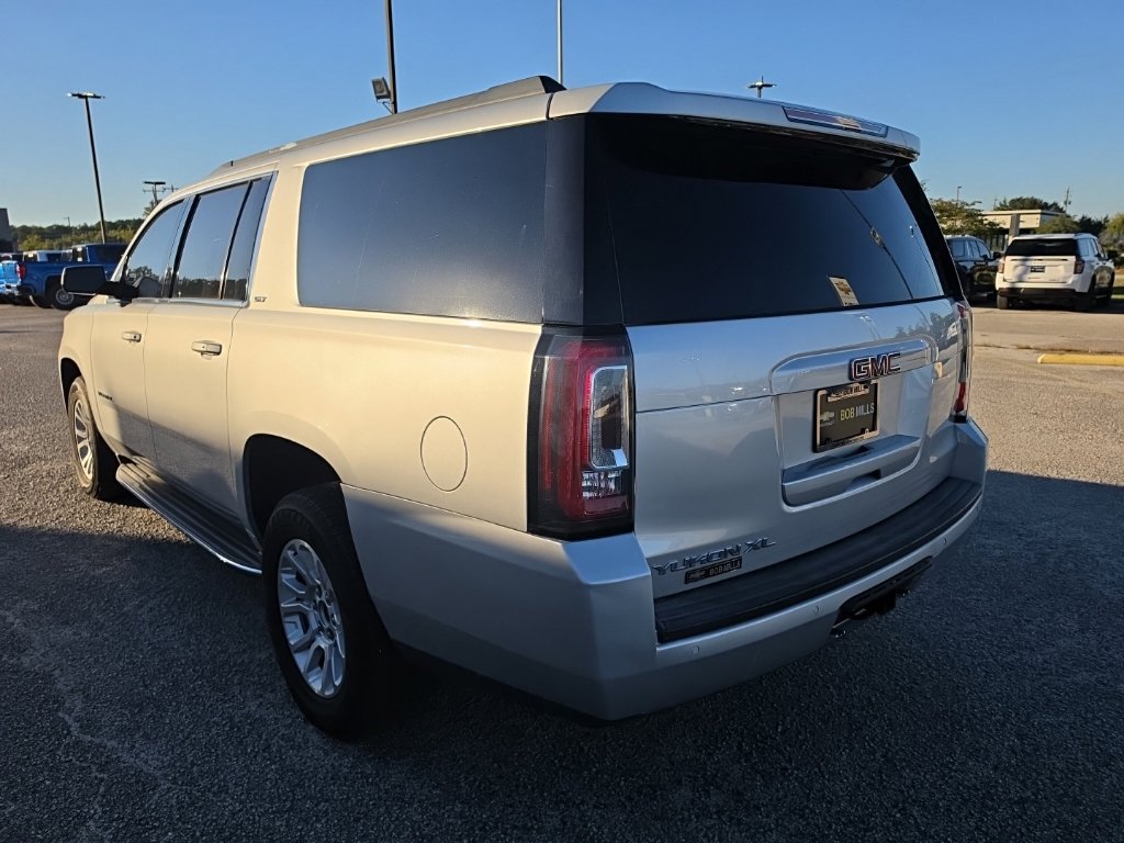 Used 2018 GMC Yukon XL SLT w/ Open Road Package AWD/4WD image 3