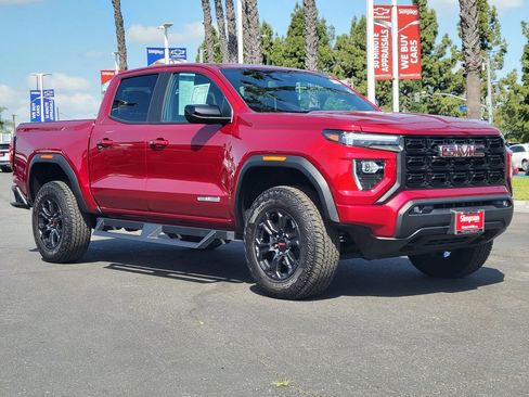 Used 2025 GMC Canyon Elevation w/ Convenience Package image 30