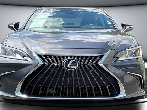 Used 2024 Lexus ES 350 w/ Premium Package FWD image 2