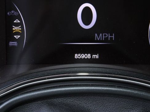 Used 2020 Jeep Grand Cherokee High Altitude image 22