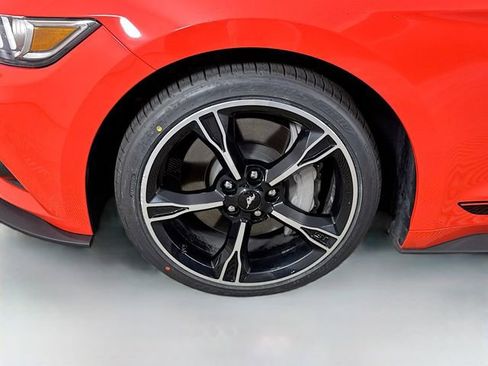 Used 2016 Ford Mustang GT Premium image 34