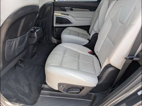 Used 2022 Kia Telluride EX w/ EX Premium Package AWD/4WD image 10