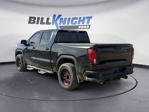 Used 2020 GMC Sierra 1500 Elevation w/ Elevation Value Package image 3