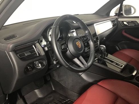 Certified 2023 Porsche Macan GTS AWD/4WD image 4