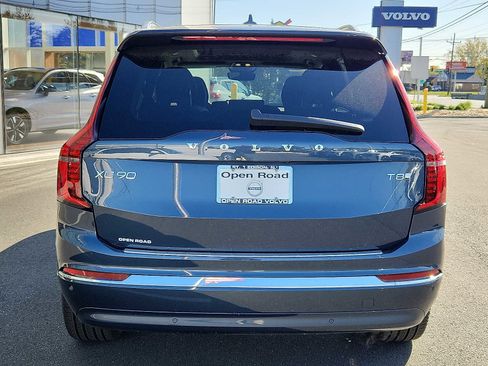 Used 2026 Volvo XC90 T8 Plus w/ Protection Package Premier AWD/4WD image 5
