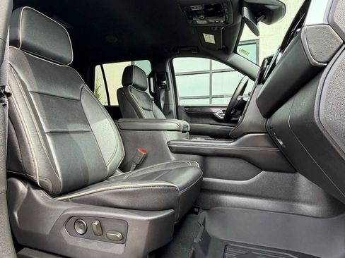 Used 2026 GMC Yukon Elevation w/ LPO, Floor Liner Package AWD/4WD image 18