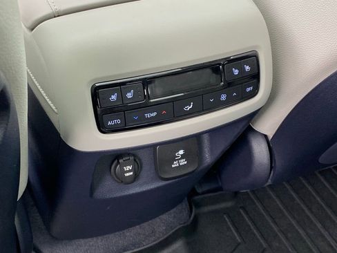 Used 2025 Hyundai Palisade Limited image 27