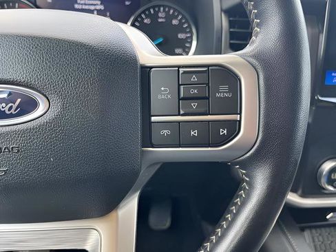 Used 2024 Ford Expedition Max XLT image 21