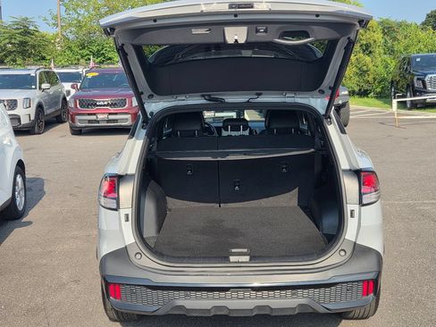 Used 2025 Kia Sportage X-Line w/ Premium Package AWD/4WD image 32