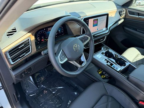New 2026 Volkswagen Atlas SE AWD/4WD image 12