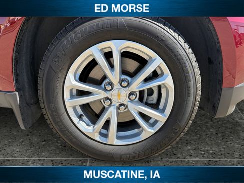 Used 2017 Chevrolet Equinox LT w/ Convenience Package image 12