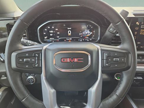 Used 2024 GMC Sierra 2500 SLT w/ SLT Premium Package image 25