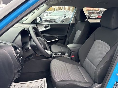 Used 2023 Kia Soul S image 15