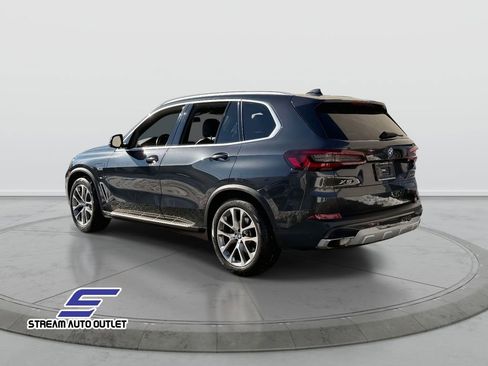 Used 2022 BMW X5 xDrive45e image 6