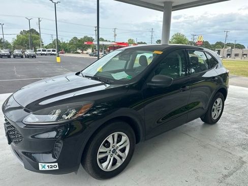 Used 2022 Ford Escape S AWD/4WD image 5