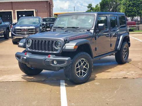 Used 2025 Jeep Wrangler Unlimited Rubicon AWD/4WD image 31