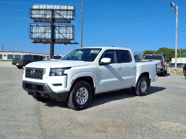 Used 2024 Nissan Frontier SV AWD/4WD image 16