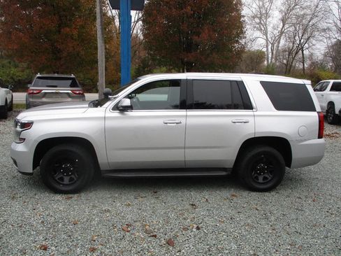 Used 2020 Chevrolet Tahoe 4WD image 2