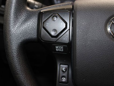 Used 2023 Toyota Tacoma SR image 31