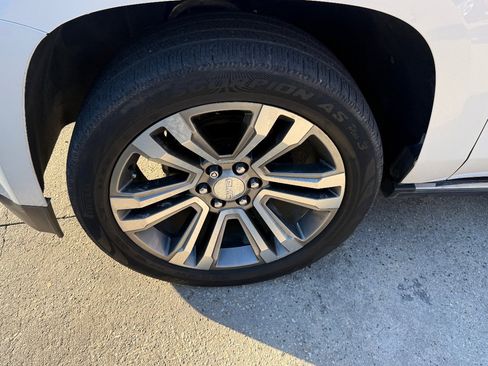 Used 2019 GMC Yukon Denali w/ Denali Ultimate Package image 9