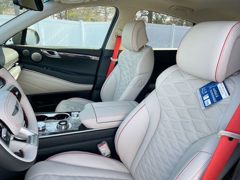 New 2025 Genesis GV80 3.5T e-SC image 34