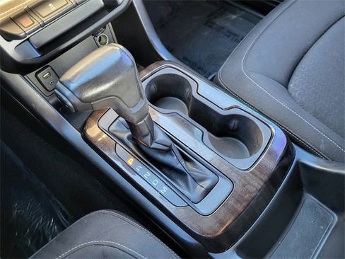 Used 2016 GMC Canyon SLE image 14