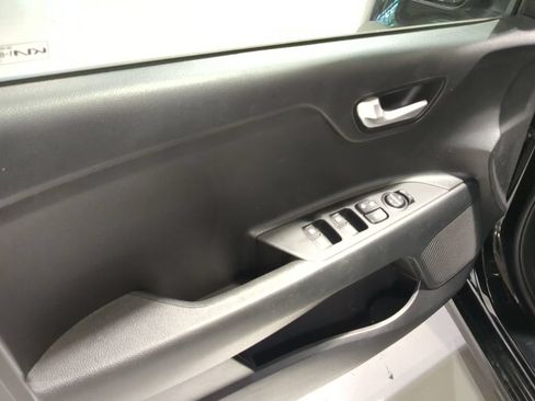 Used 2022 Kia Rio S FWD image 12