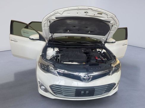 Used 2015 Toyota Avalon XLE Touring image 9