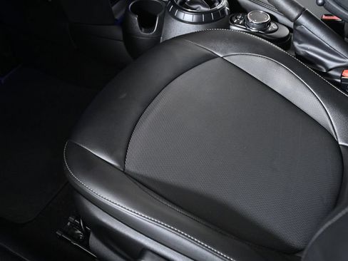 Used 2015 MINI Cooper 4-Door Hardtop FWD image 23