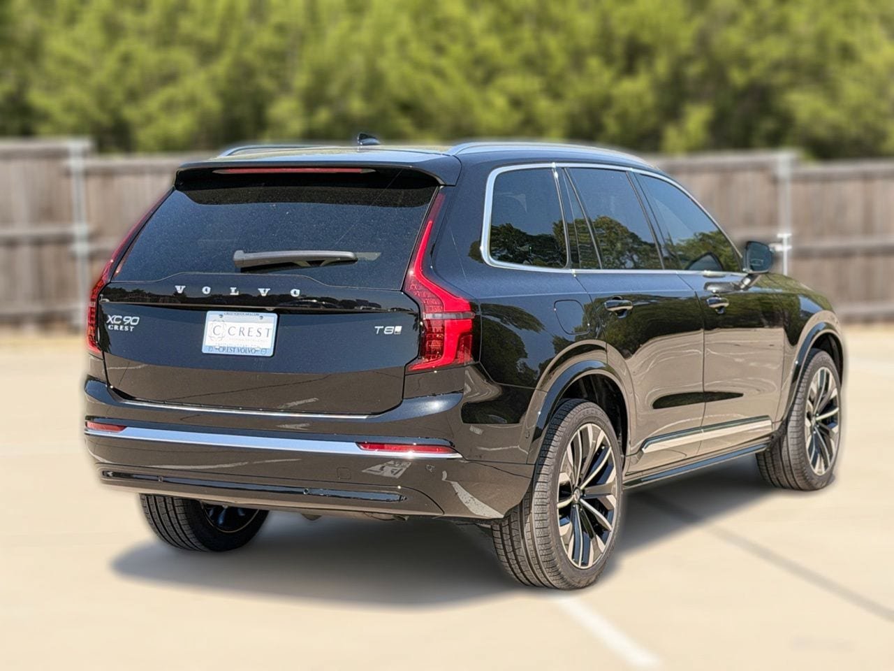 New 2026 Volvo XC90 T8 Plus w/ Protection Package AWD/4WD image 6