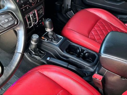 Used 2018 Jeep Wrangler Unlimited Sport S AWD/4WD image 14