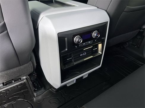 Used 2024 GMC Hummer EV 3X w/ LPO, Illumination Package image 22