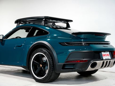 Used 2024 Porsche 911 Dakar image 42