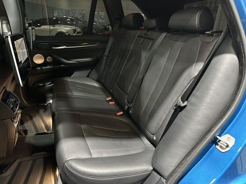 Used 2018 BMW X5 M AWD/4WD image 6