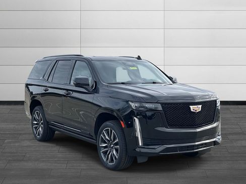 Used 2021 Cadillac Escalade Sport w/ Driver Assist Tech Package image 7