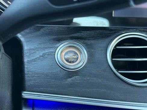 Used 2018 Mercedes-Benz E 300 image 27