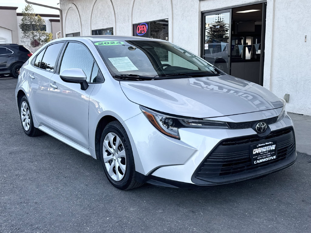 Used 2024 Toyota Corolla LE FWD image 1