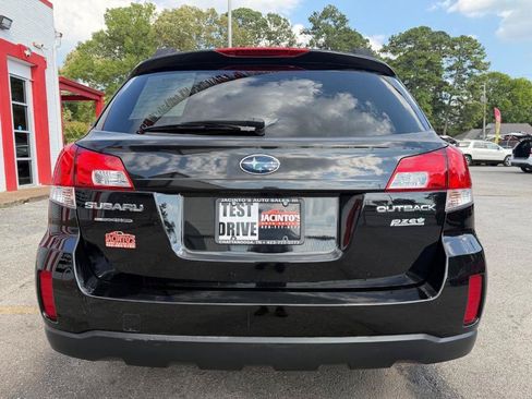 Used 2013 Subaru Outback 2.5i Premium AWD/4WD image 6