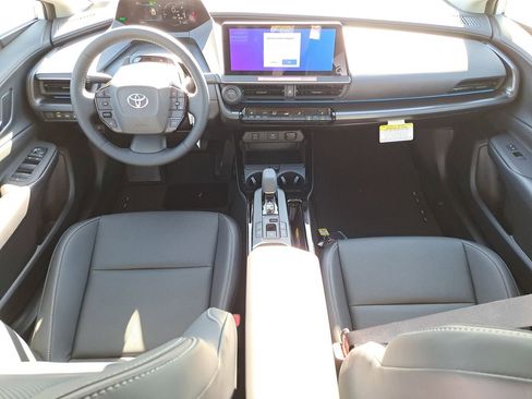 New 2026 Toyota Prius Plug-In Hybrid image 10