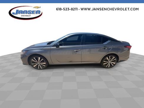 Used 2022 Nissan Altima 2.5 SR FWD image 5