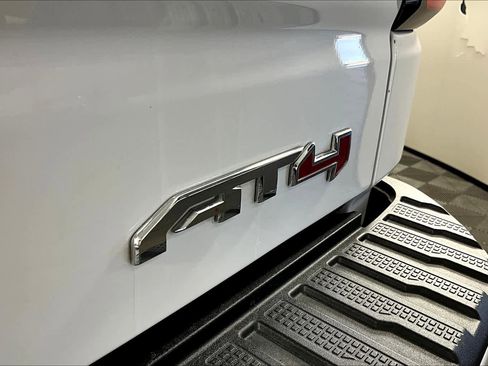 Used 2021 GMC Sierra 1500 AT4 image 10