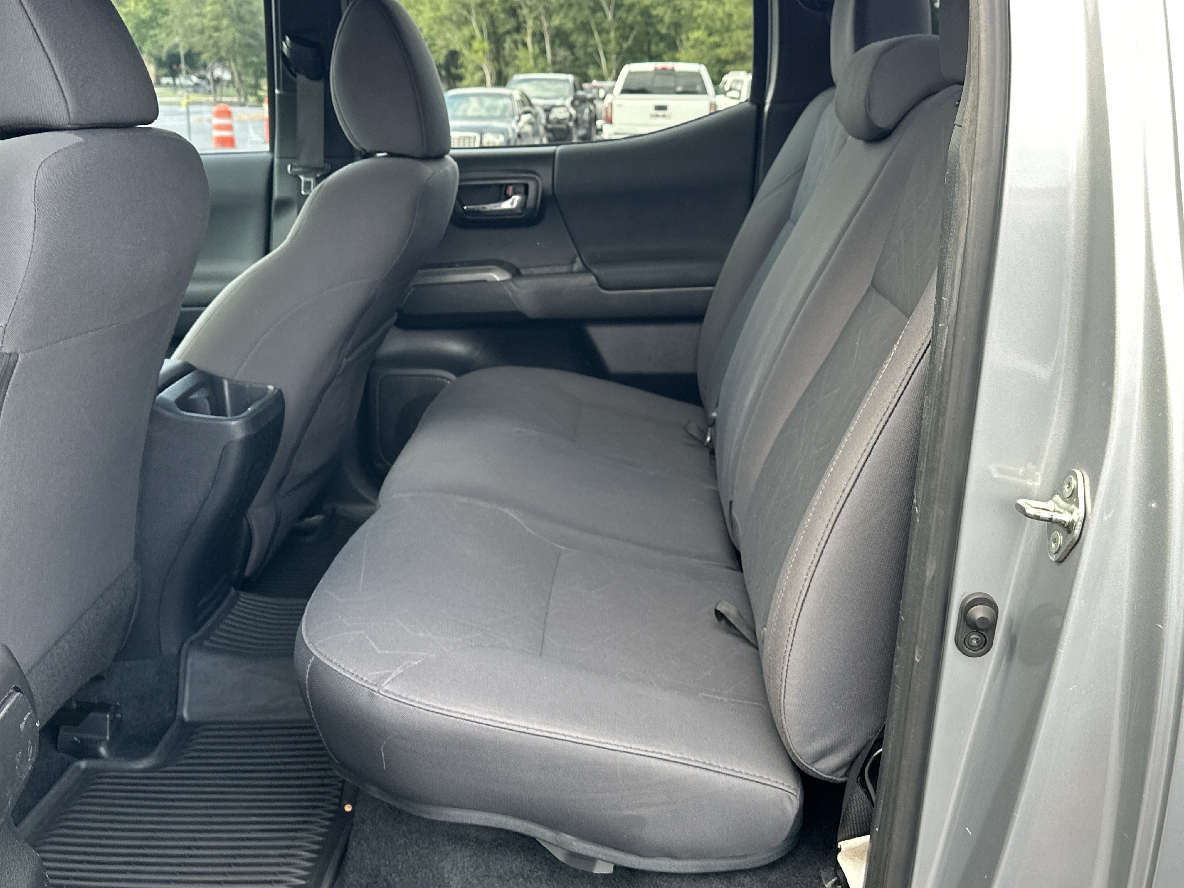 Used 2019 Toyota Tacoma TRD Off-Road AWD/4WD image 16