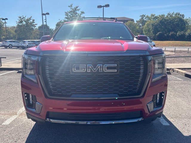 Used 2023 GMC Yukon XL Denali Ultimate AWD/4WD image 10