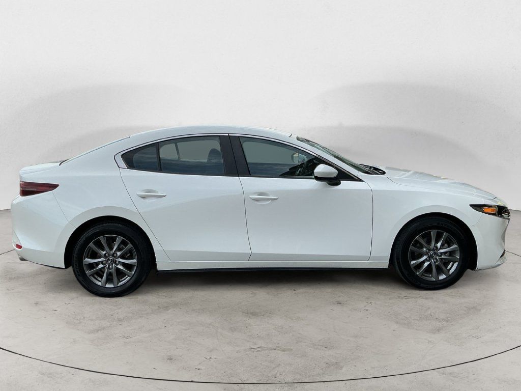 Used 2021 MAZDA MAZDA3 s FWD image 7