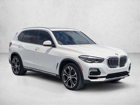 Used 2021 BMW X5 sDrive40i w/ Convenience Package RWD image 3
