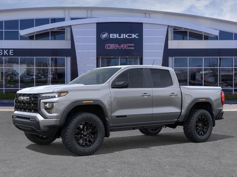 New 2026 GMC Canyon Elevation w/ LPO, Black Badging Package RWD image 2