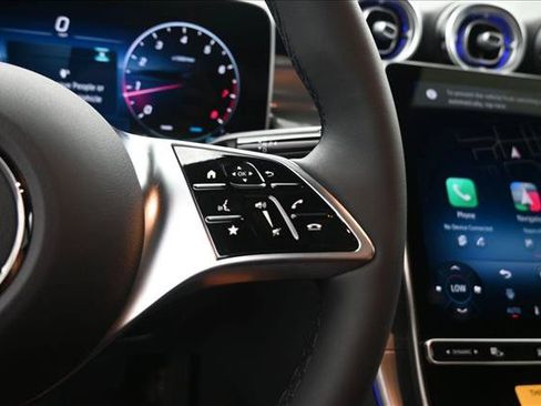 New 2026 Mercedes-Benz GLC 300 4MATIC image 17